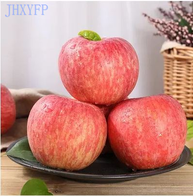 Crisp And Sweet Apples